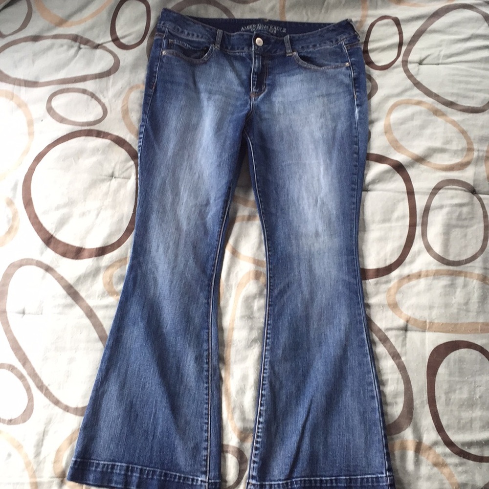 American Eagle Modern Flare, size 16.